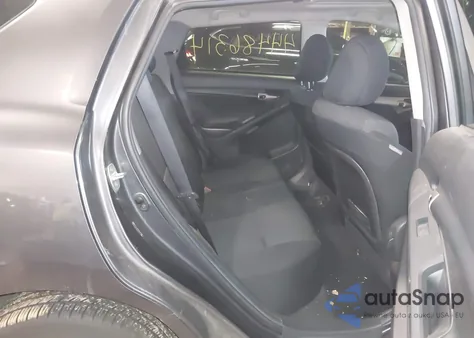 2010 Toyota Matrix S z USA, uszkodzony, nr VIN 2T1LE4EE8AC017985